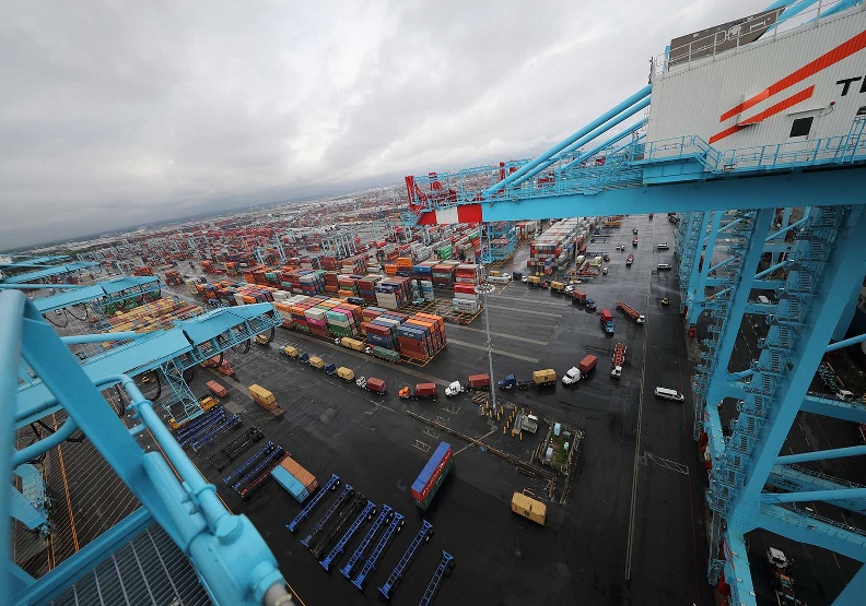 航運三雄迎利多！「3大利基」運價11月起喊漲三成，寫半年來最大漲勢